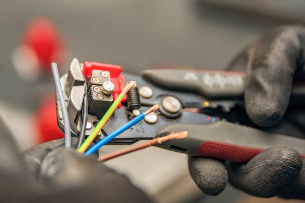 Best Electrician Near Me  in Richland, MS